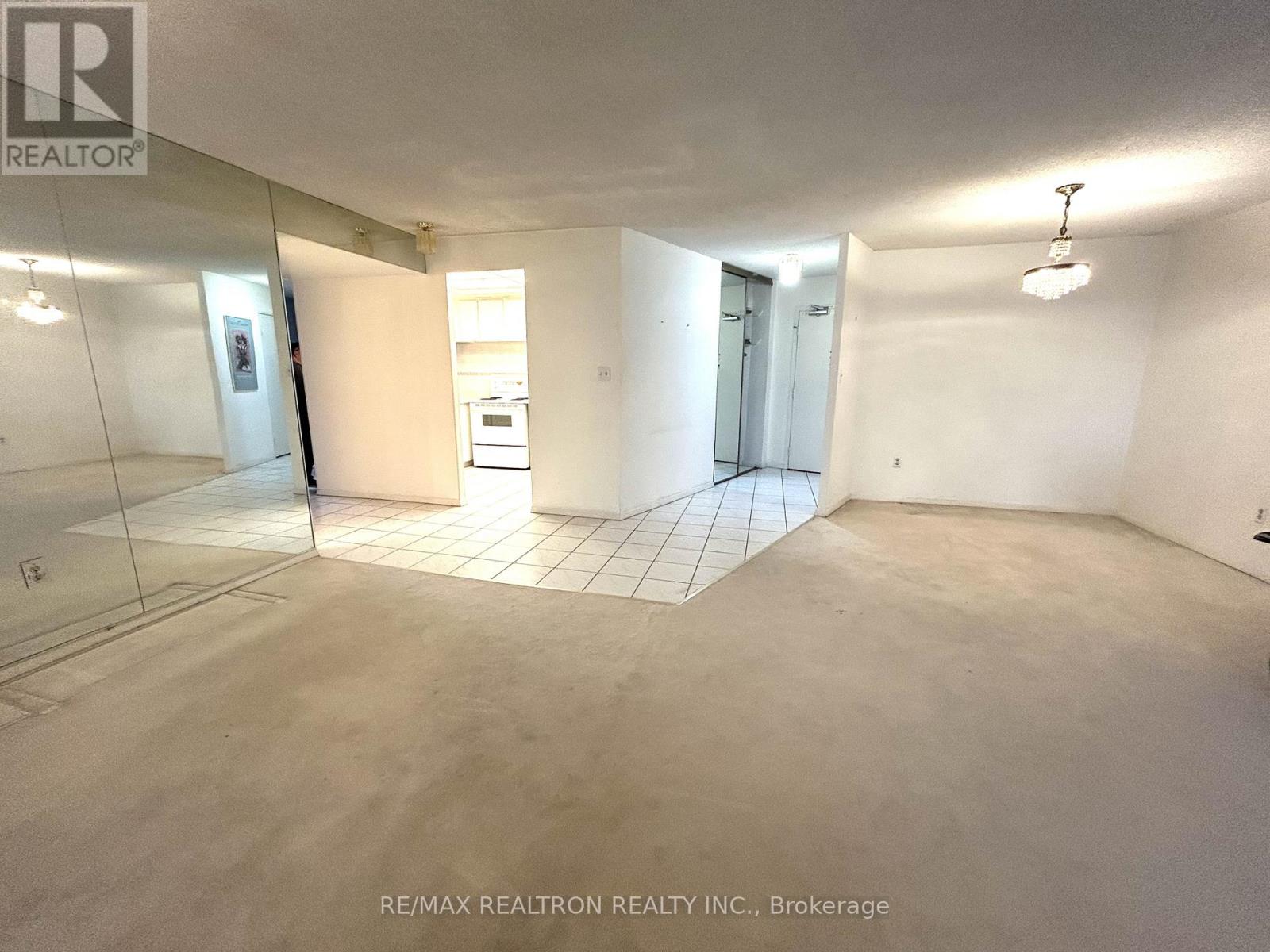 102 - 1201 Steeles Avenue W, Toronto, Ontario  M2R 3K1 - Photo 2 - C12665514