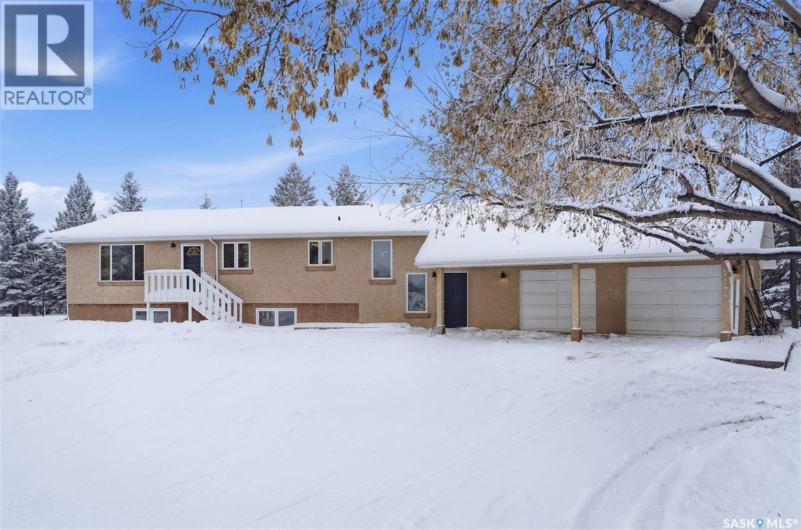 Mcleod Road Acreage, Buckland Rm No. 491, Saskatchewan  S6V 5R3 - Photo 3 - SK026898