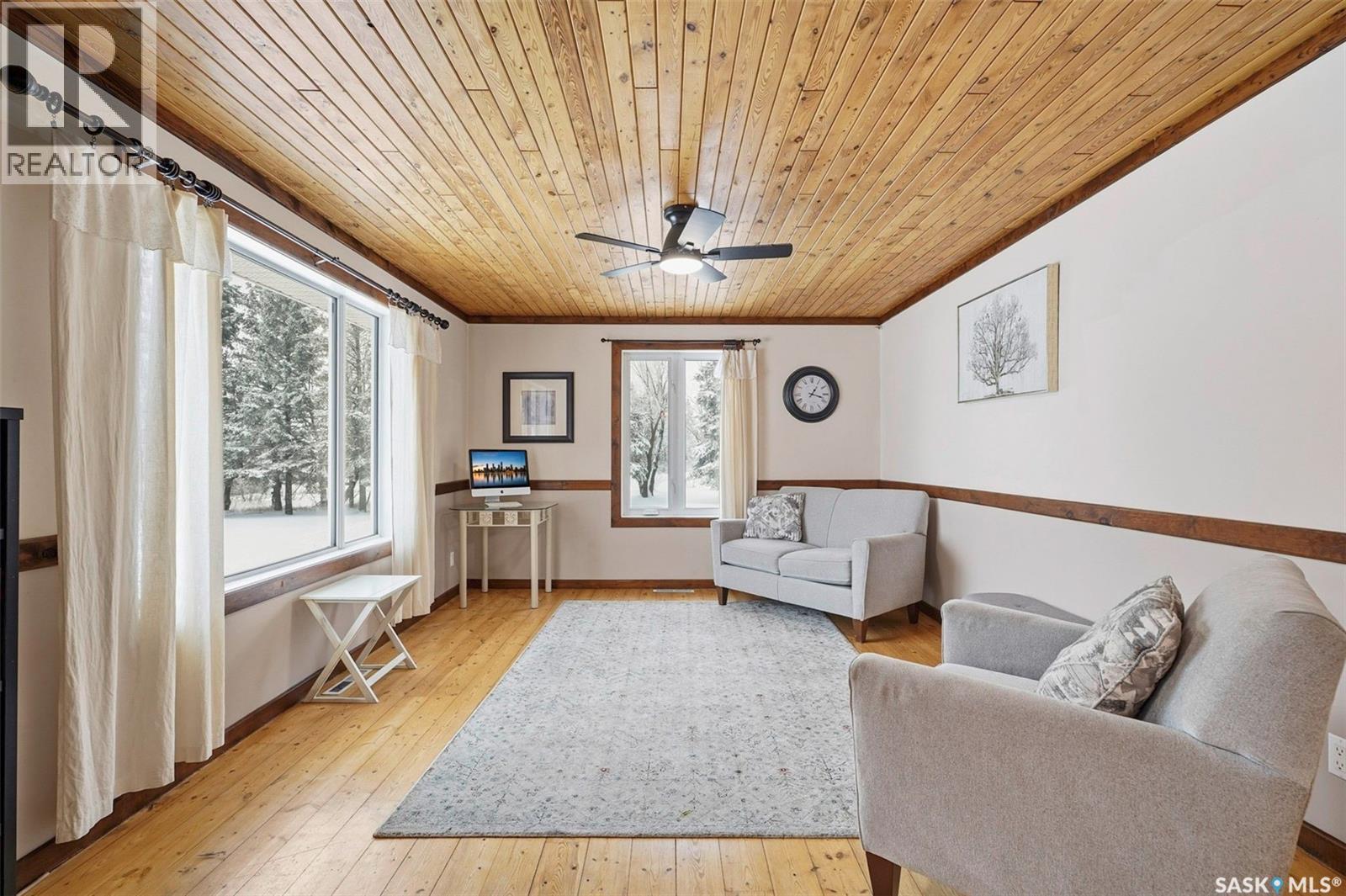 Mcleod Road Acreage, Buckland Rm No. 491, Saskatchewan  S6V 5R3 - Photo 13 - SK026898