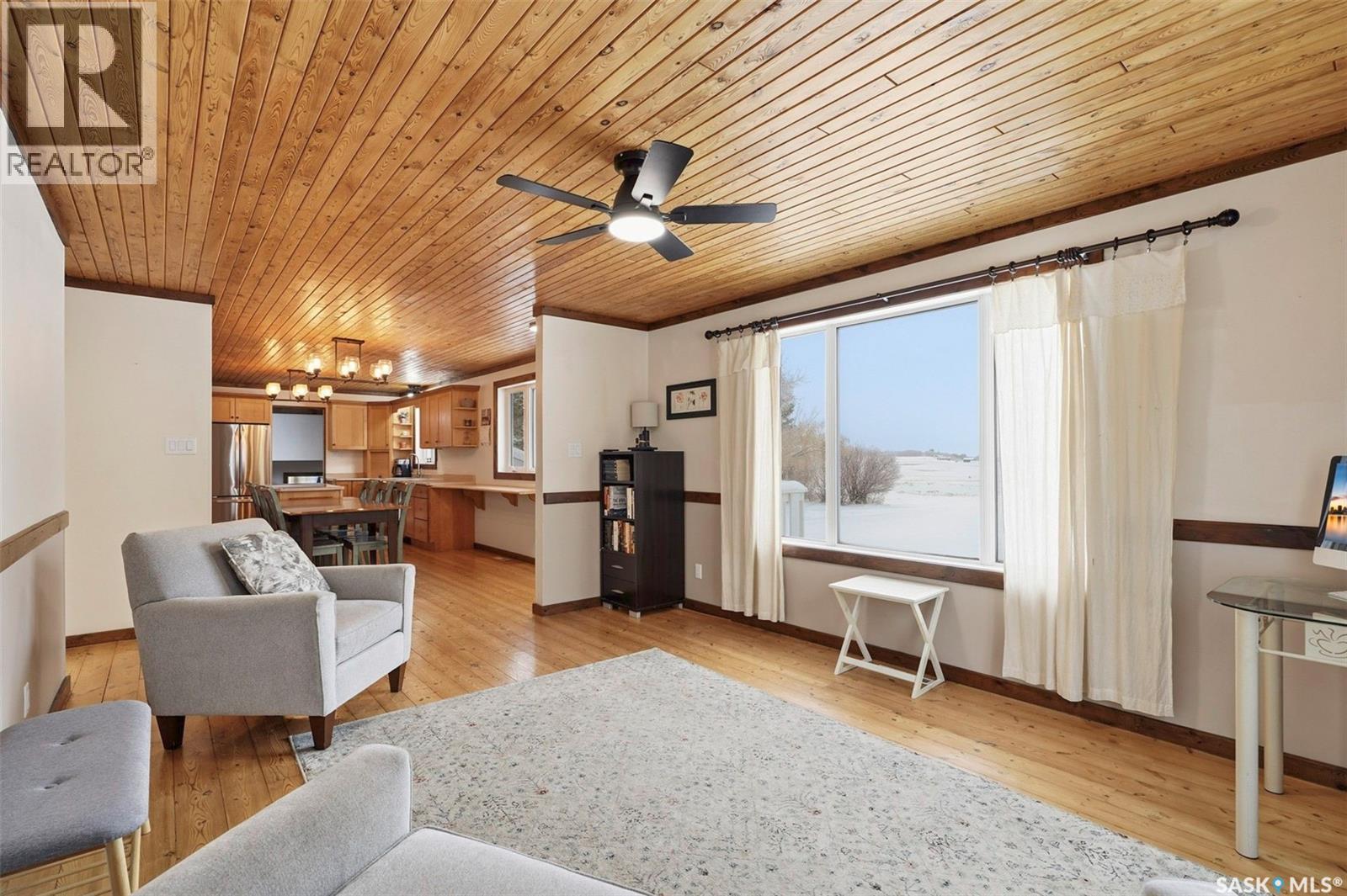 Mcleod Road Acreage, Buckland Rm No. 491, Saskatchewan  S6V 5R3 - Photo 14 - SK026898