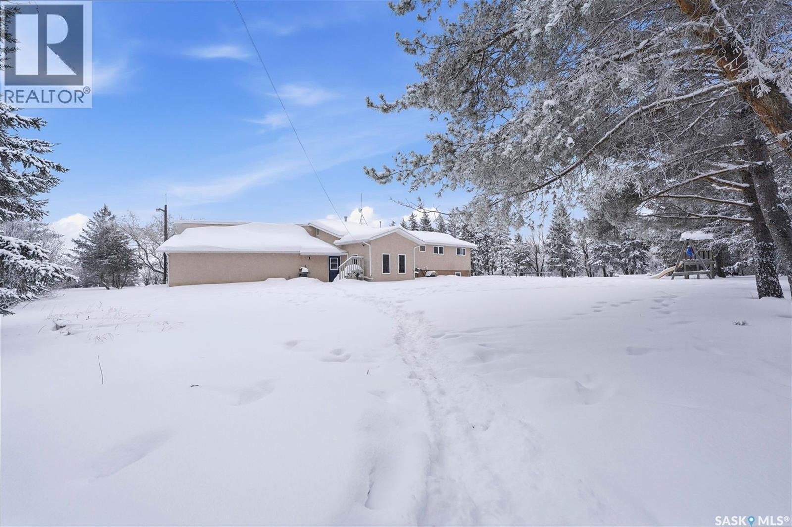 Mcleod Road Acreage, Buckland Rm No. 491, Saskatchewan  S6V 5R3 - Photo 39 - SK026898
