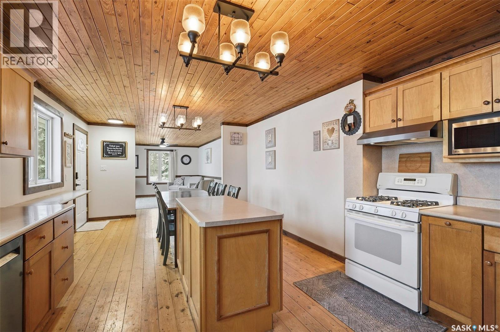 Mcleod Road Acreage, Buckland Rm No. 491, Saskatchewan  S6V 5R3 - Photo 8 - SK026898