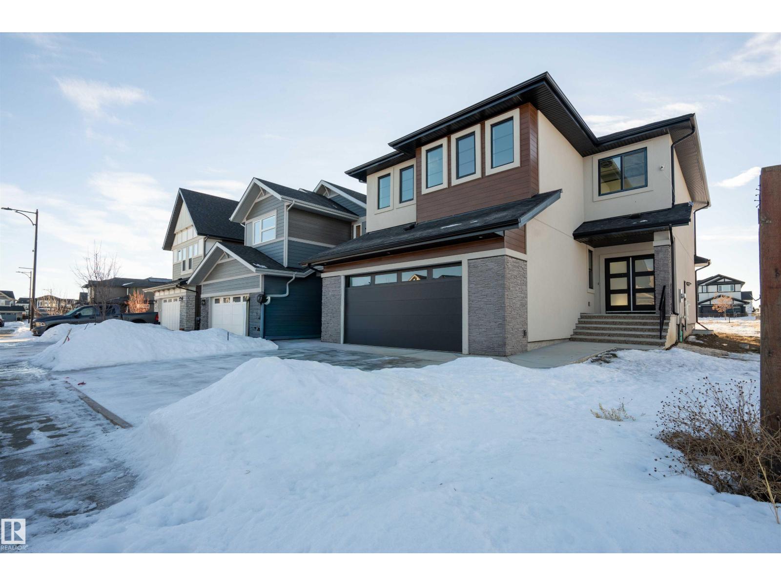 165 Edgewater Cir, Leduc, Alberta  T9E 1K5 - Photo 2 - E4470247