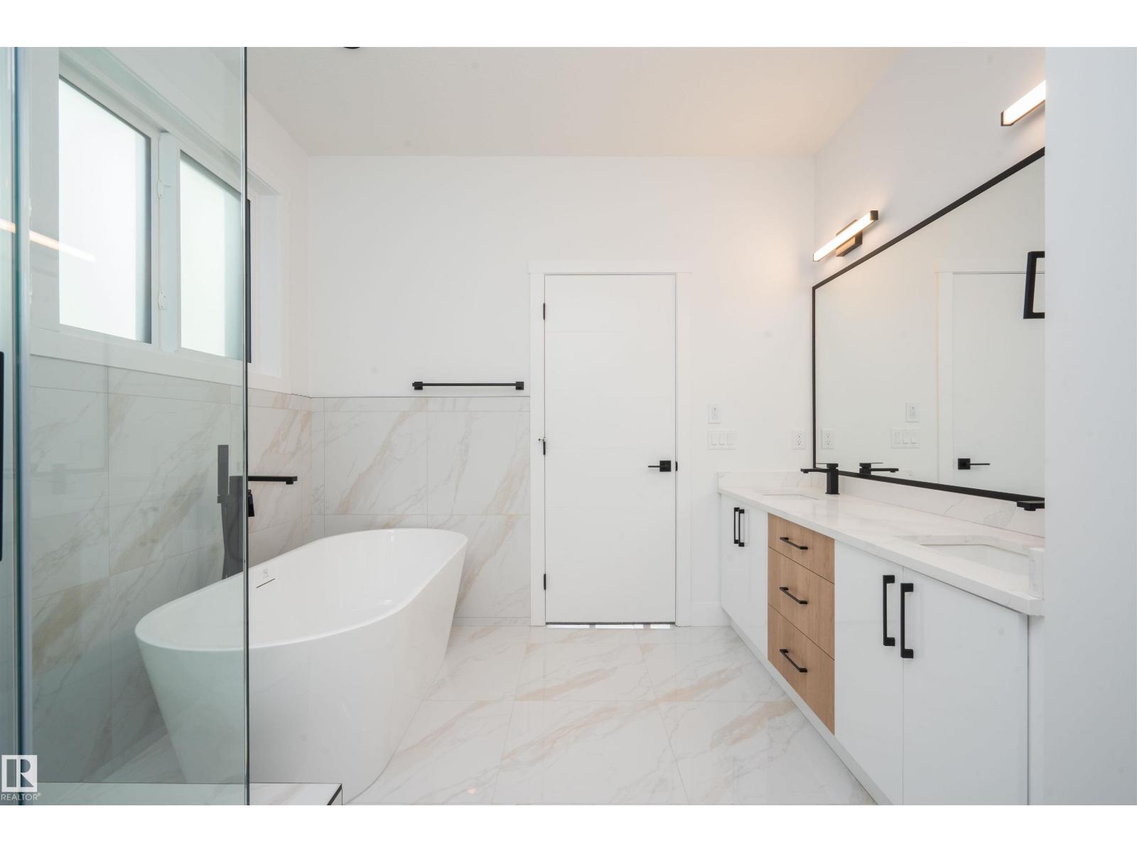 165 Edgewater Cir, Leduc, Alberta  T9E 1K5 - Photo 35 - E4470247