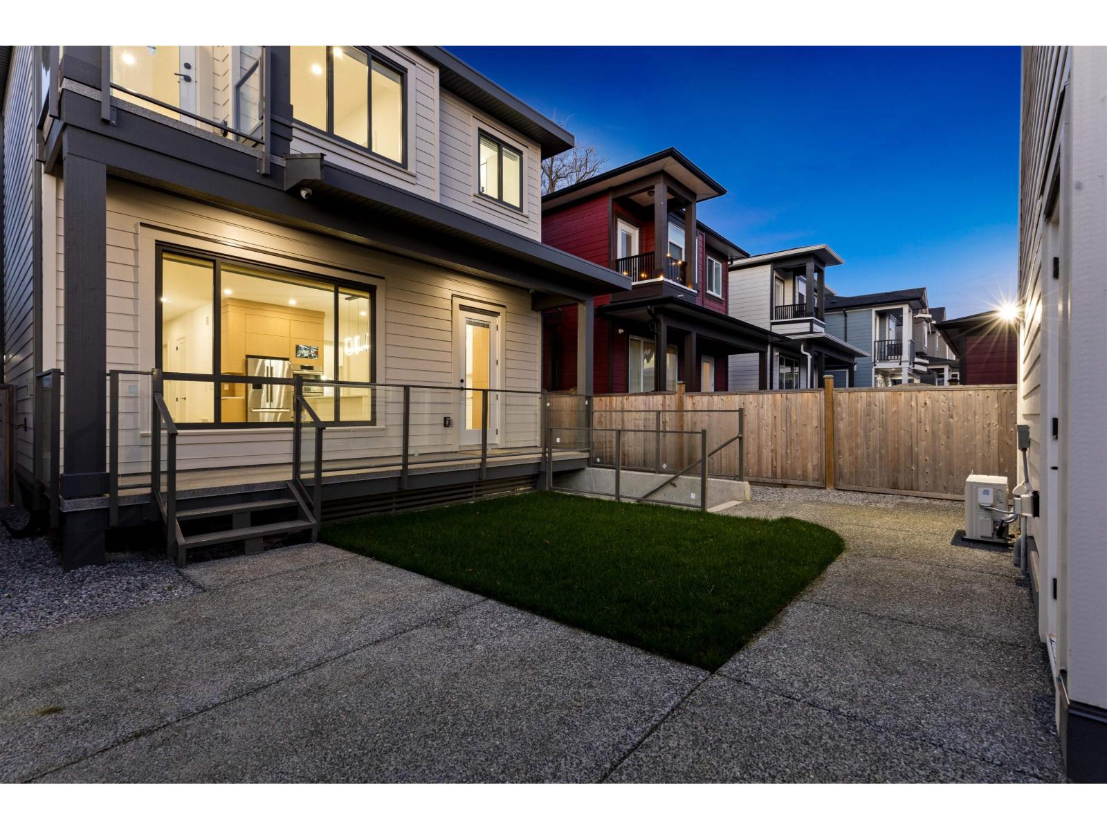 17144 1 Avenue, Surrey, British Columbia  V3Z 9R2 - Photo 35 - R3075856