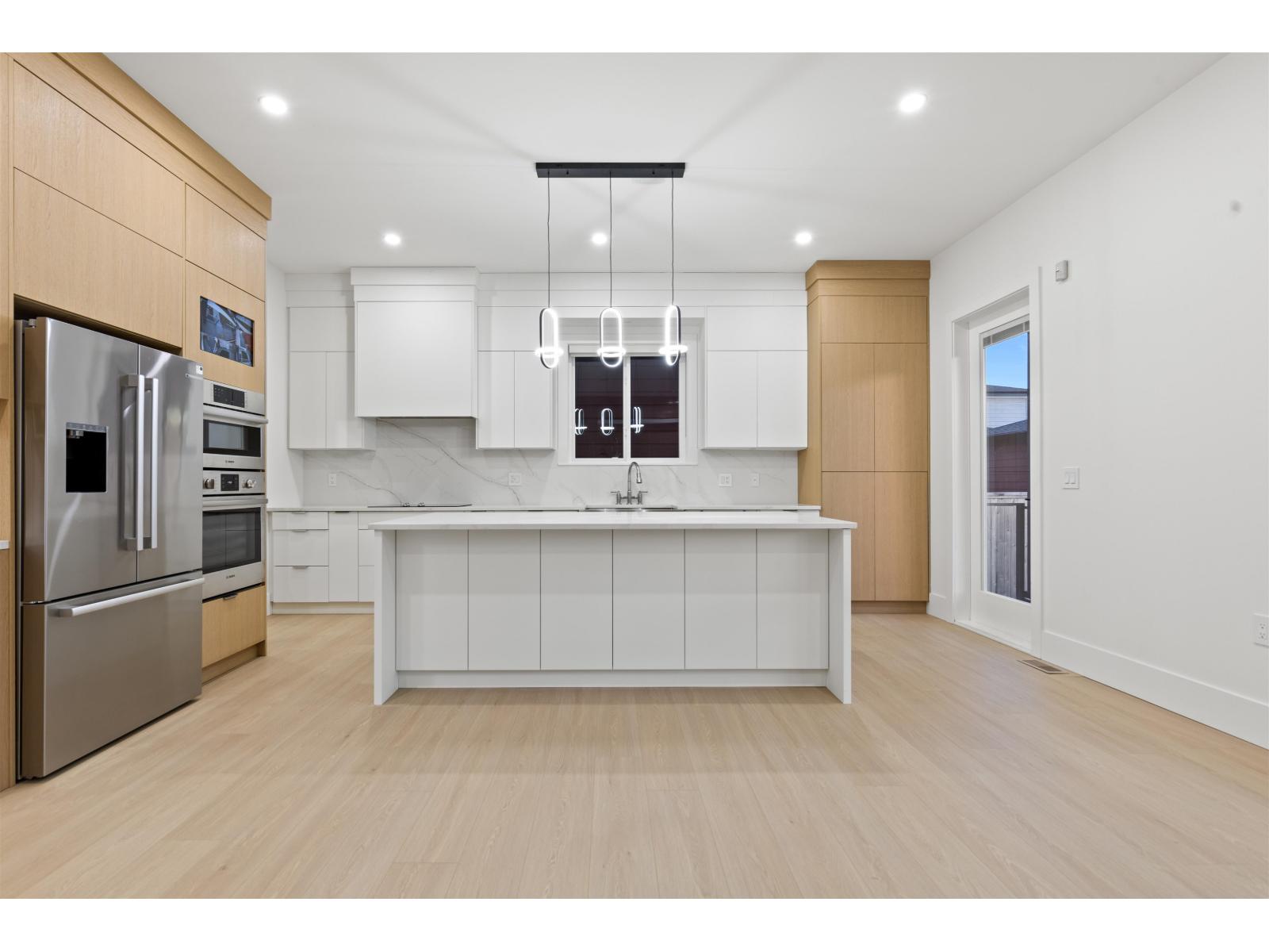 17144 1 Avenue, Surrey, British Columbia  V3Z 9R2 - Photo 9 - R3075856