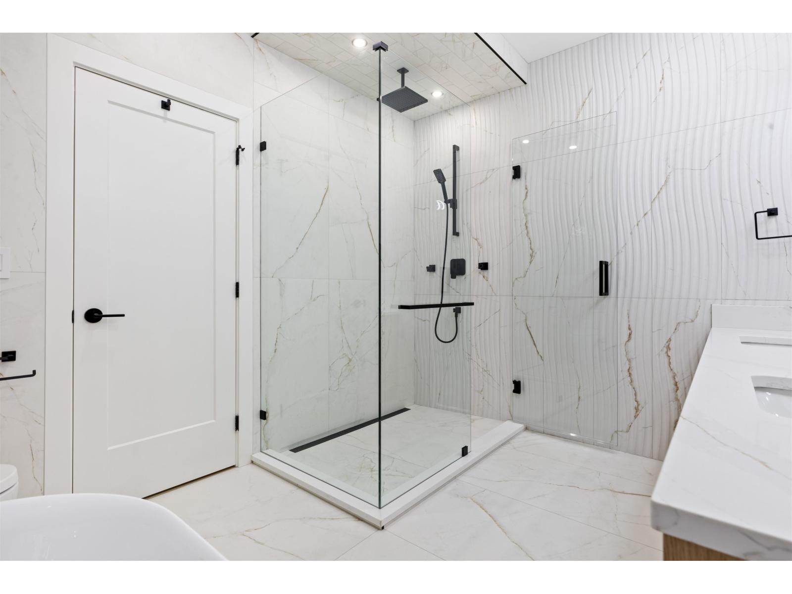 17144 1 Avenue, Surrey, British Columbia  V3Z 9R2 - Photo 24 - R3075856