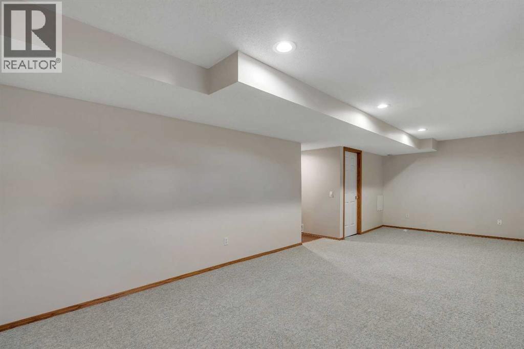 9526 21 Street Se, Calgary, Alberta  T2C 4J4 - Photo 25 - A2277743