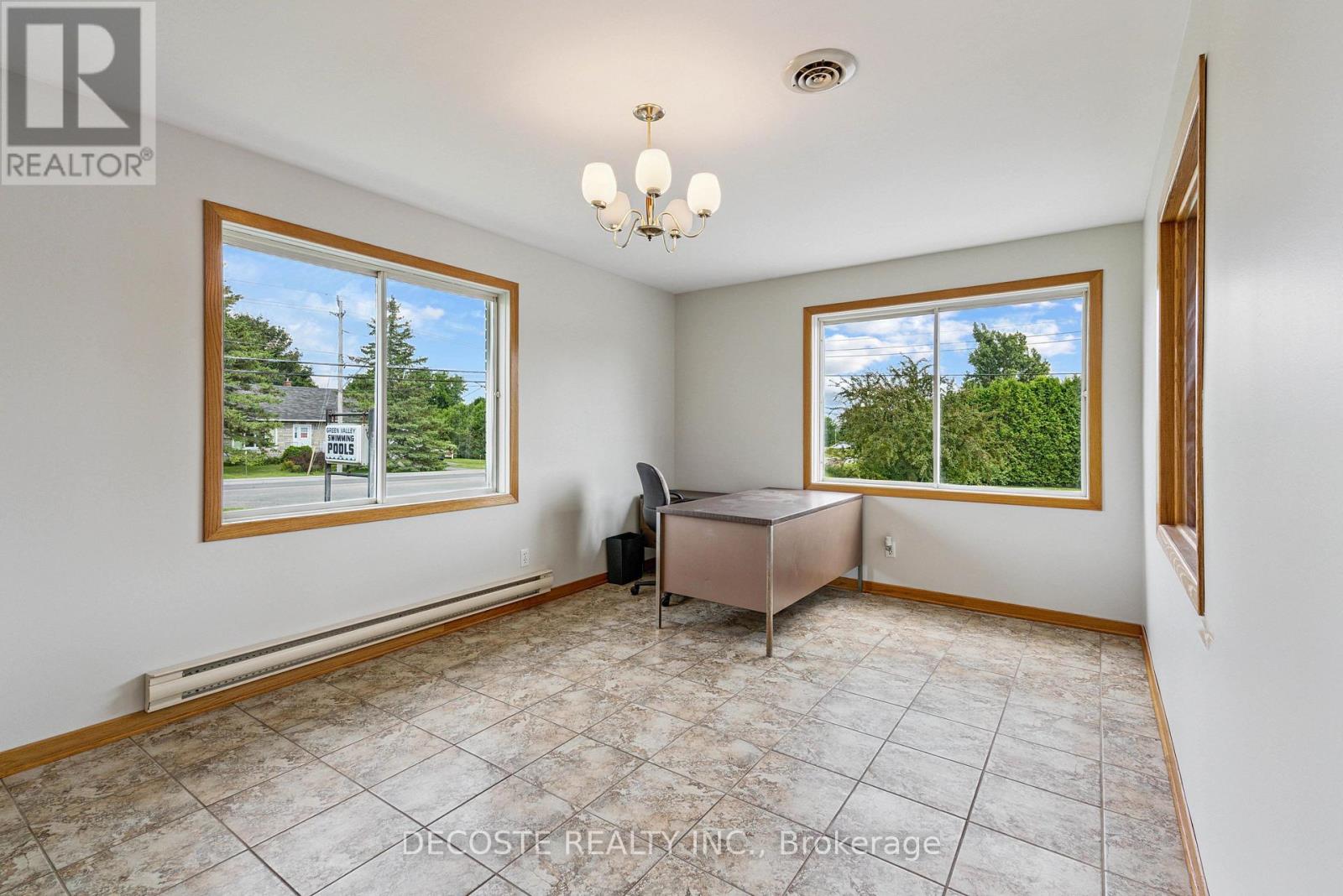 20397 Park Crescent, South Glengarry, Ontario  K0C 1L0 - Photo 12 - X12703132