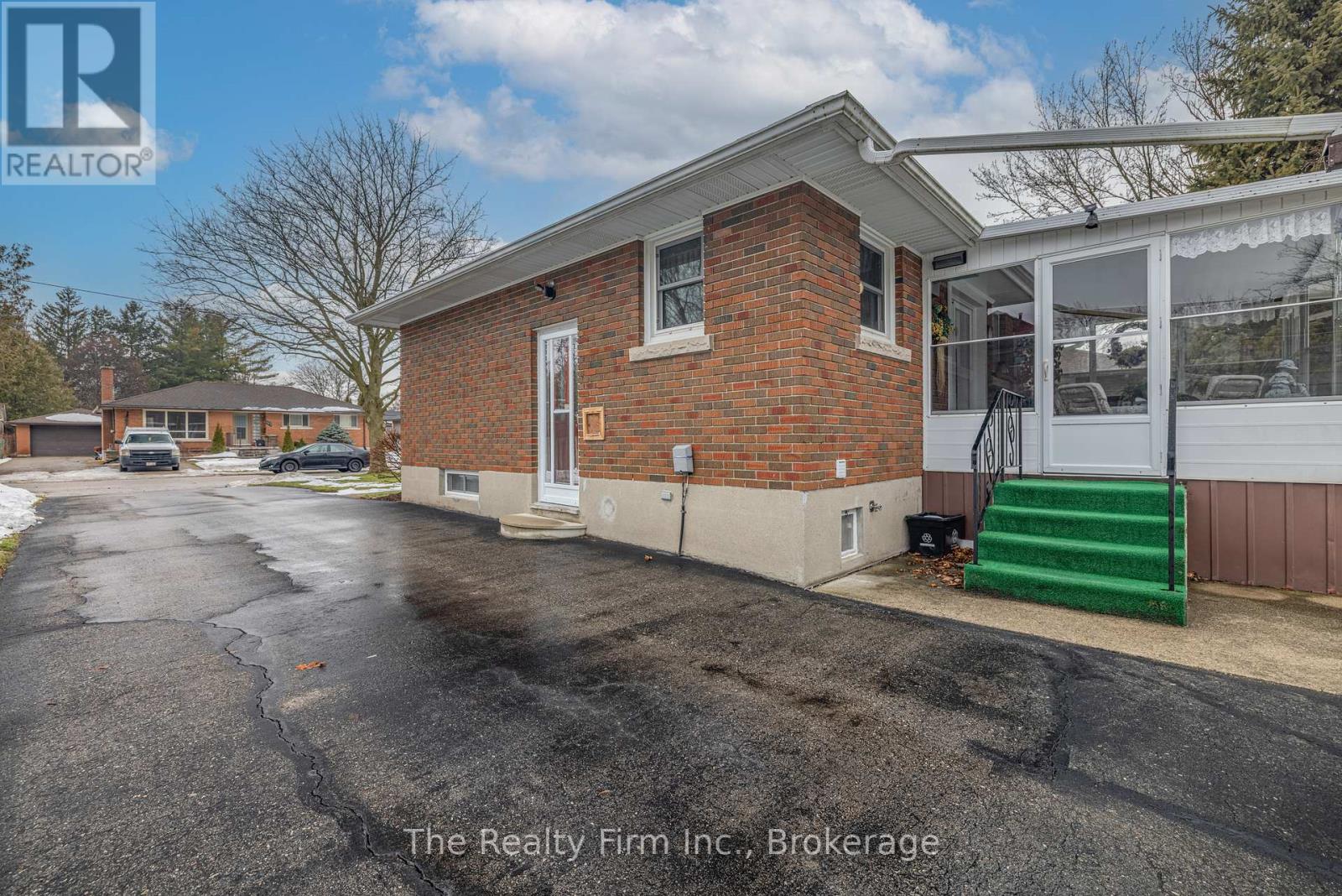 156 Victoria Street N, Woodstock, Ontario  N4S 6V9 - Photo 30 - X12702242