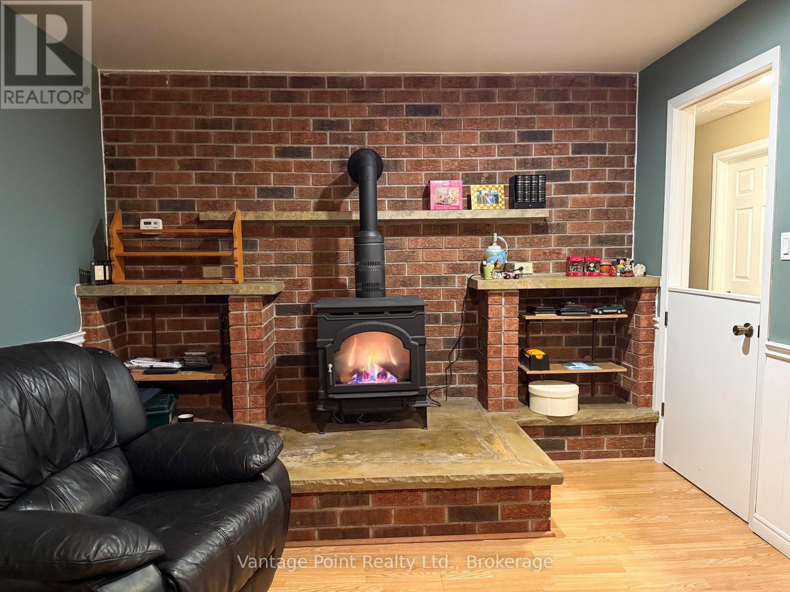 154 15th Ave Close, Hanover, Ontario  N4N 3P8 - Photo 22 - X12702736