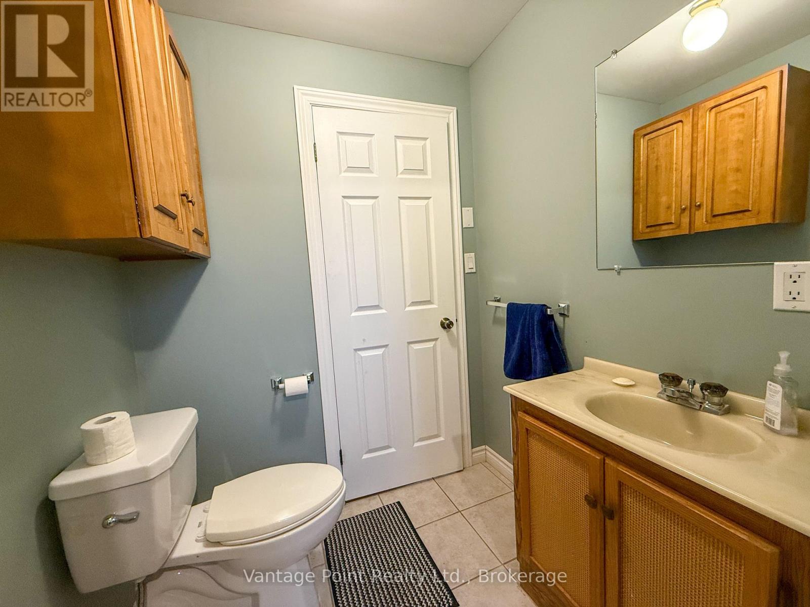 154 15th Ave Close, Hanover, Ontario  N4N 3P8 - Photo 25 - X12702736