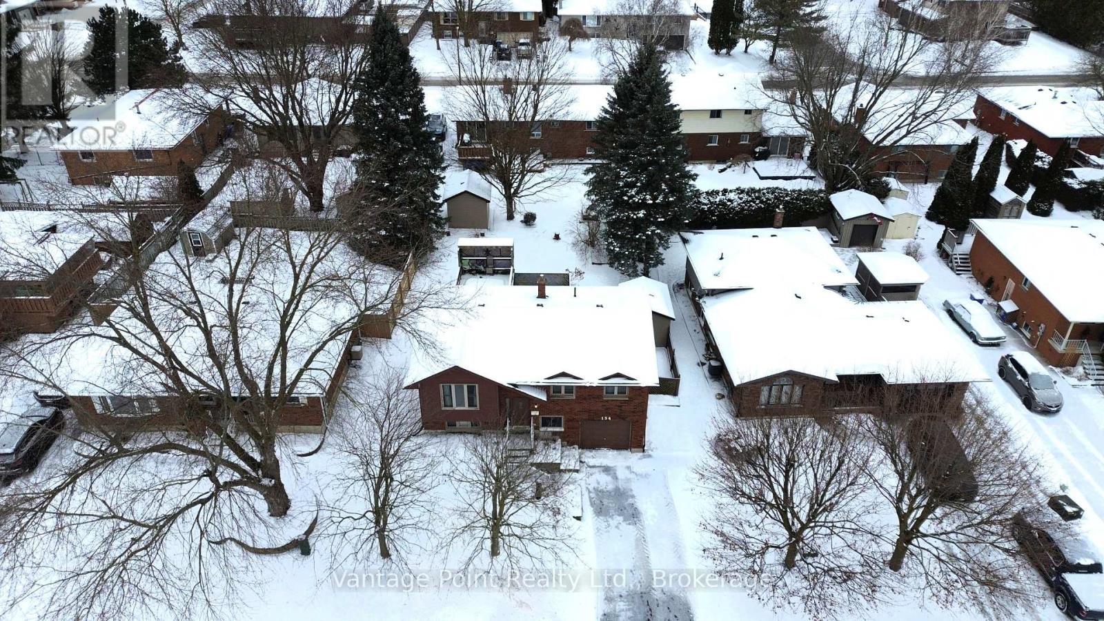 154 15th Ave Close, Hanover, Ontario  N4N 3P8 - Photo 4 - X12702736