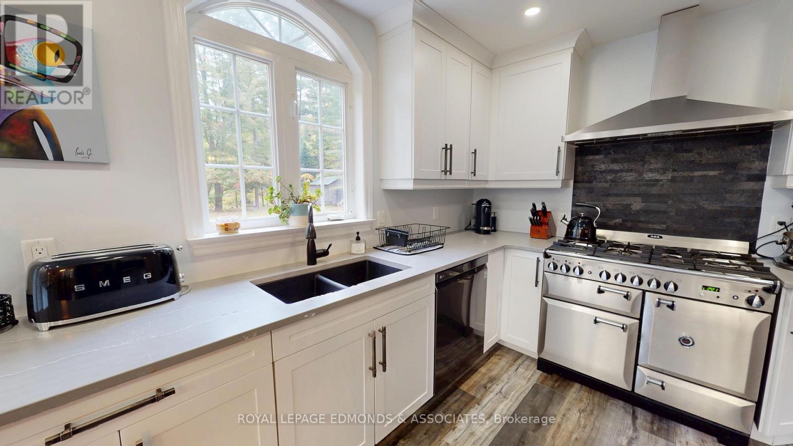 4 Steffen Street, Petawawa, Ontario  K8H 3L8 - Photo 15 - X12702440