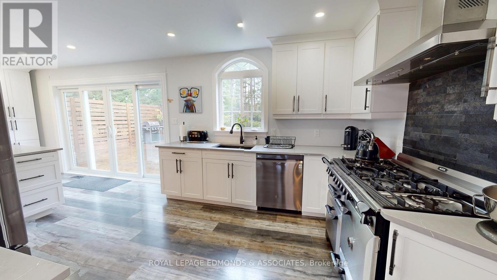 4 Steffen Street, Petawawa, Ontario  K8H 3L8 - Photo 13 - X12702440