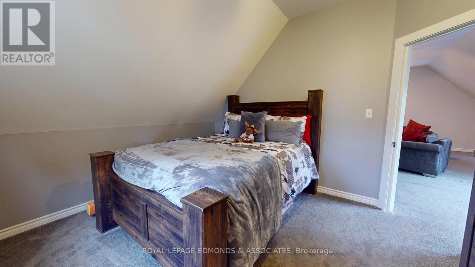 4 Steffen Street, Petawawa, Ontario  K8H 3L8 - Photo 31 - X12702440