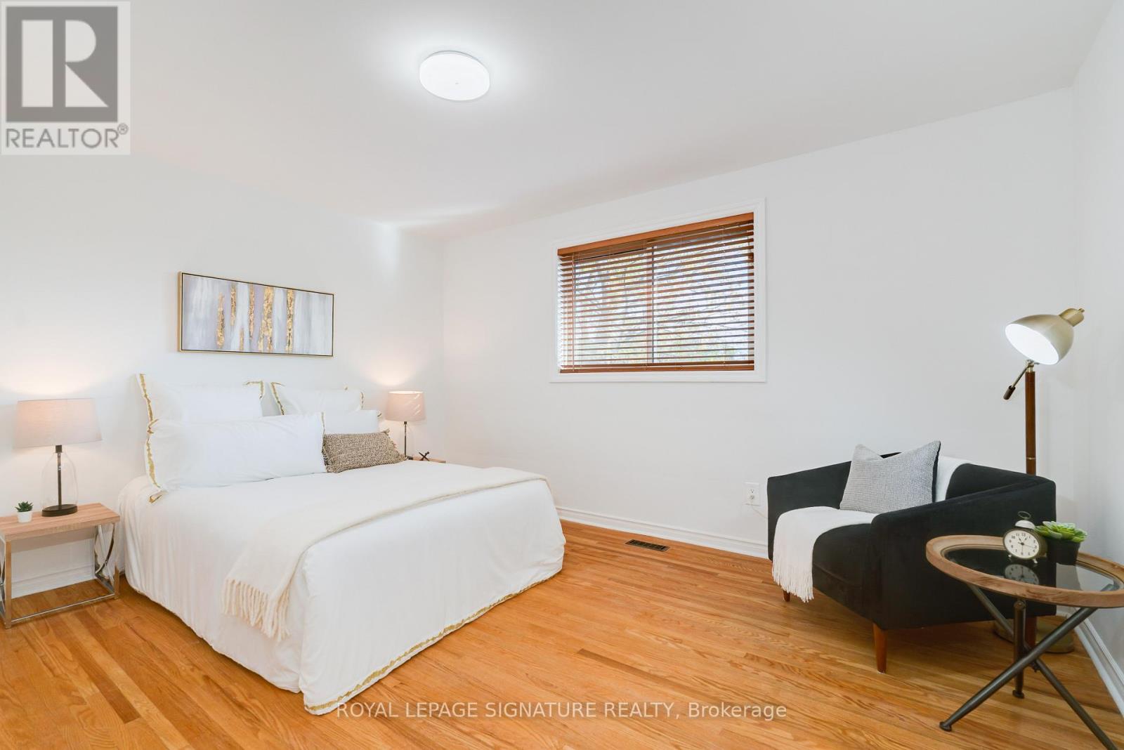 15 Prattley Drive, Toronto, Ontario  M2J 2K1 - Photo 8 - C12703124