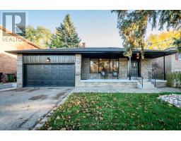 15 PRATTLEY DRIVE, Toronto, Ontario