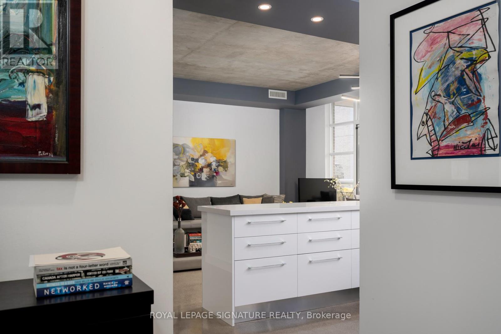 408 - 19 Brant Street, Toronto, Ontario  M5V 2L2 - Photo 20 - C12703174