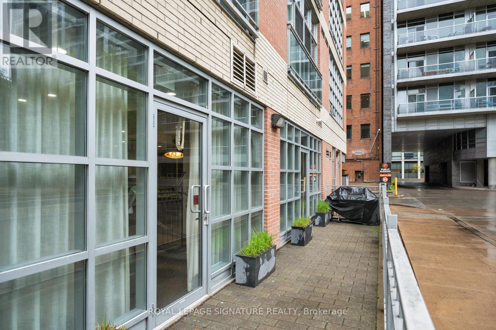 408 - 19 Brant Street, Toronto, Ontario  M5V 2L2 - Photo 45 - C12703174
