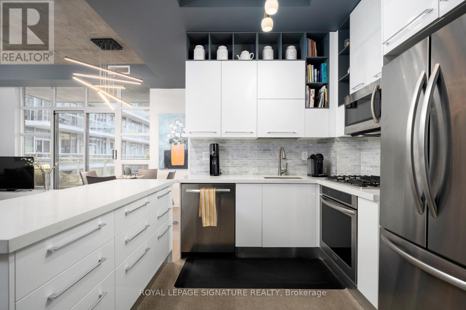 408 - 19 Brant Street, Toronto, Ontario  M5V 2L2 - Photo 8 - C12703174