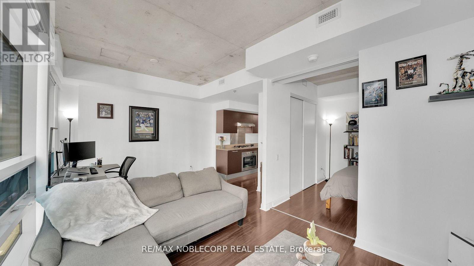 810 - 375 King Street W, Toronto, Ontario  M5V 1K1 - Photo 11 - C12703208