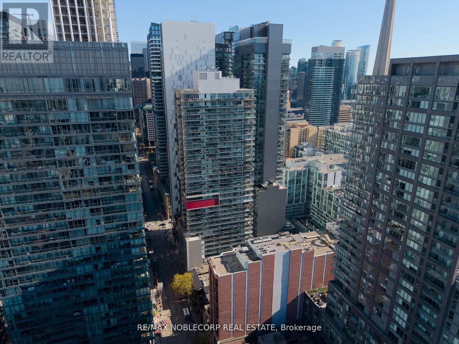 810 - 375 King Street W, Toronto, Ontario  M5V 1K1 - Photo 3 - C12703208