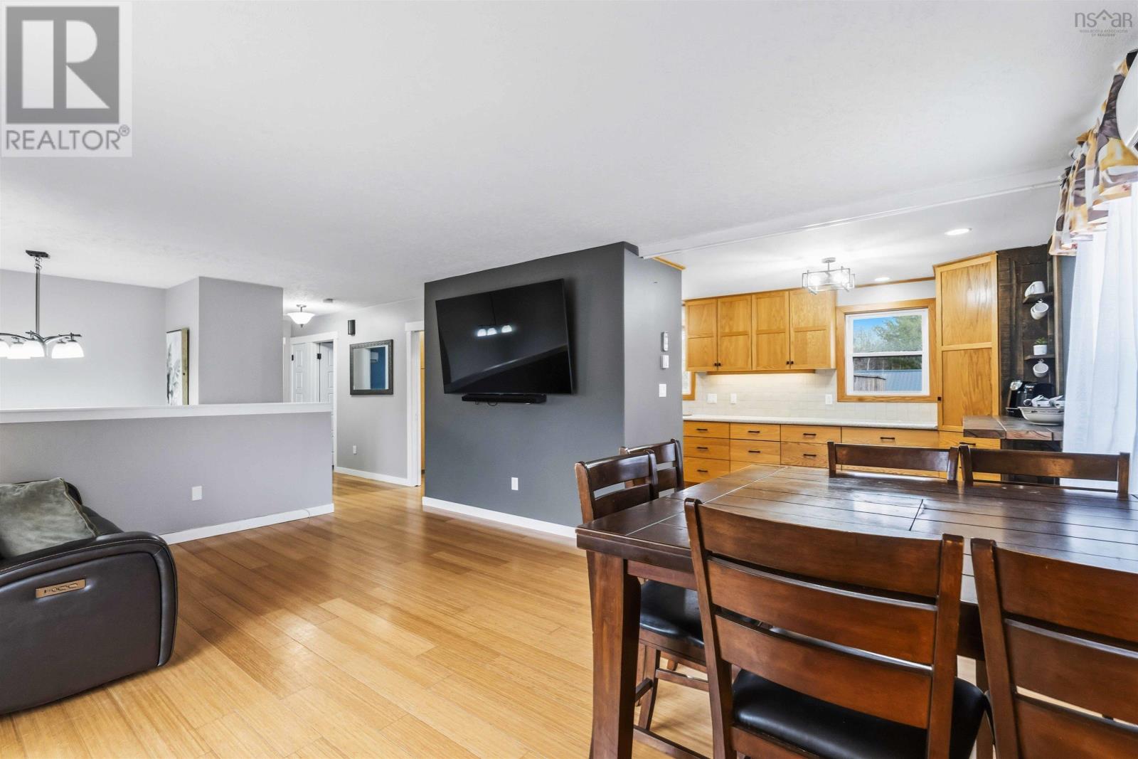 6 Robinson Drive, Berwick, Nova Scotia  B0P 1E0 - Photo 5 - 202600966