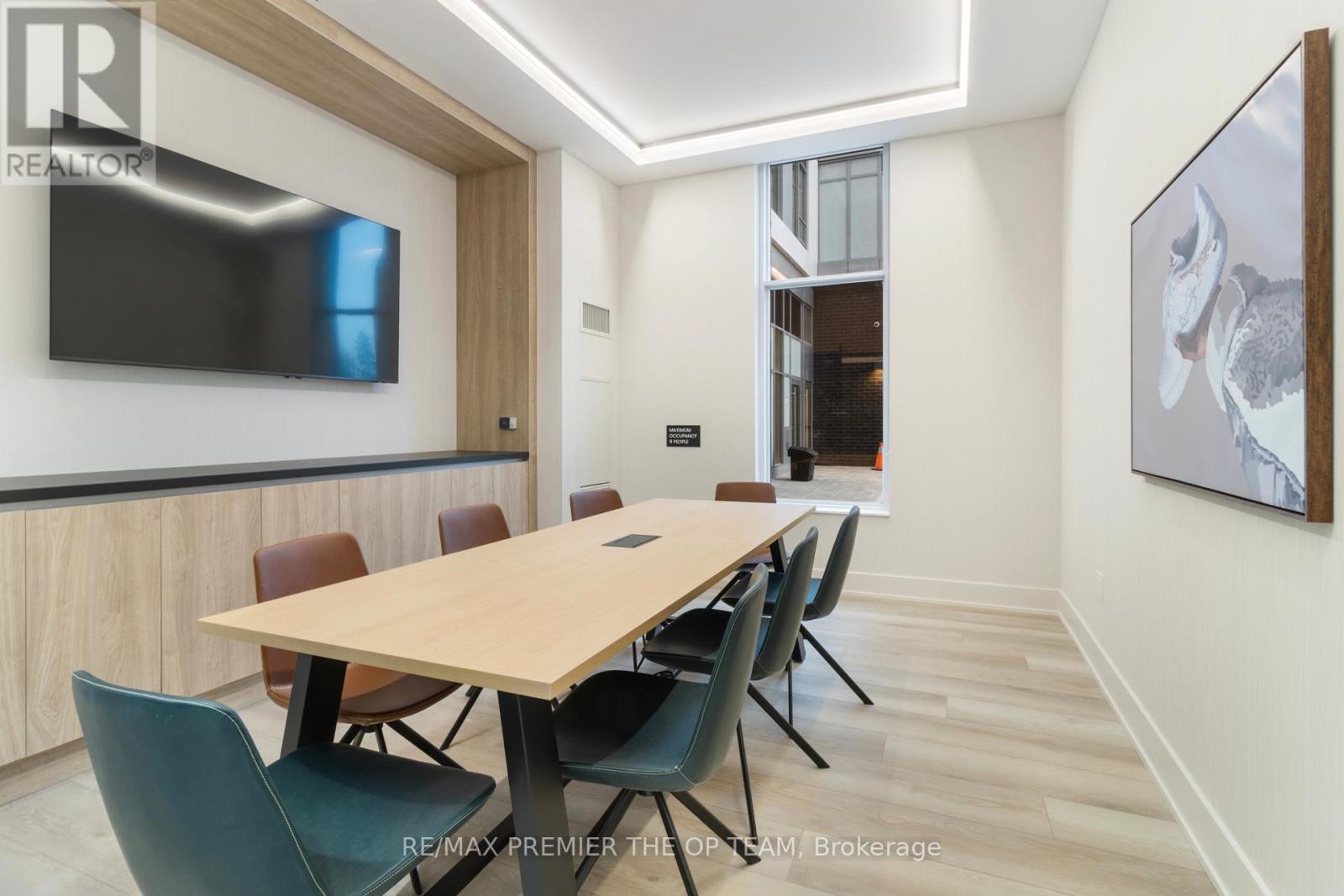 204 - 500 Plains Road E, Burlington, Ontario  L7T 0C8 - Photo 13 - W12697080