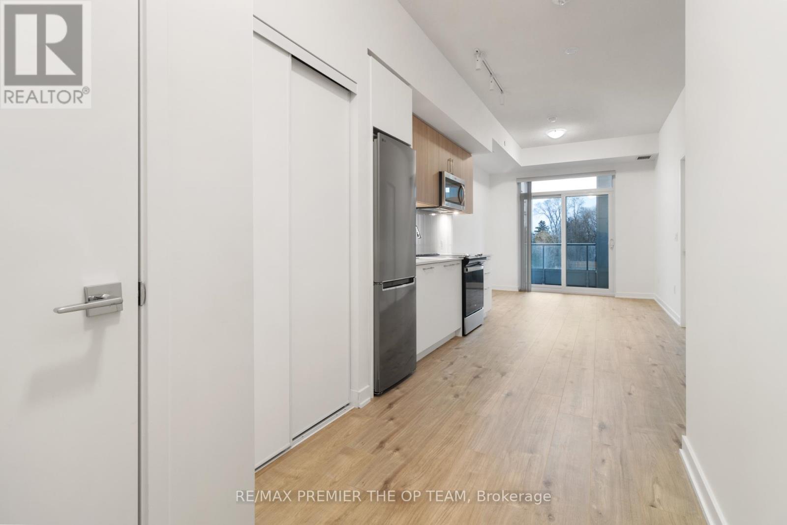 204 - 500 Plains Road E, Burlington, Ontario  L7T 0C8 - Photo 20 - W12697080