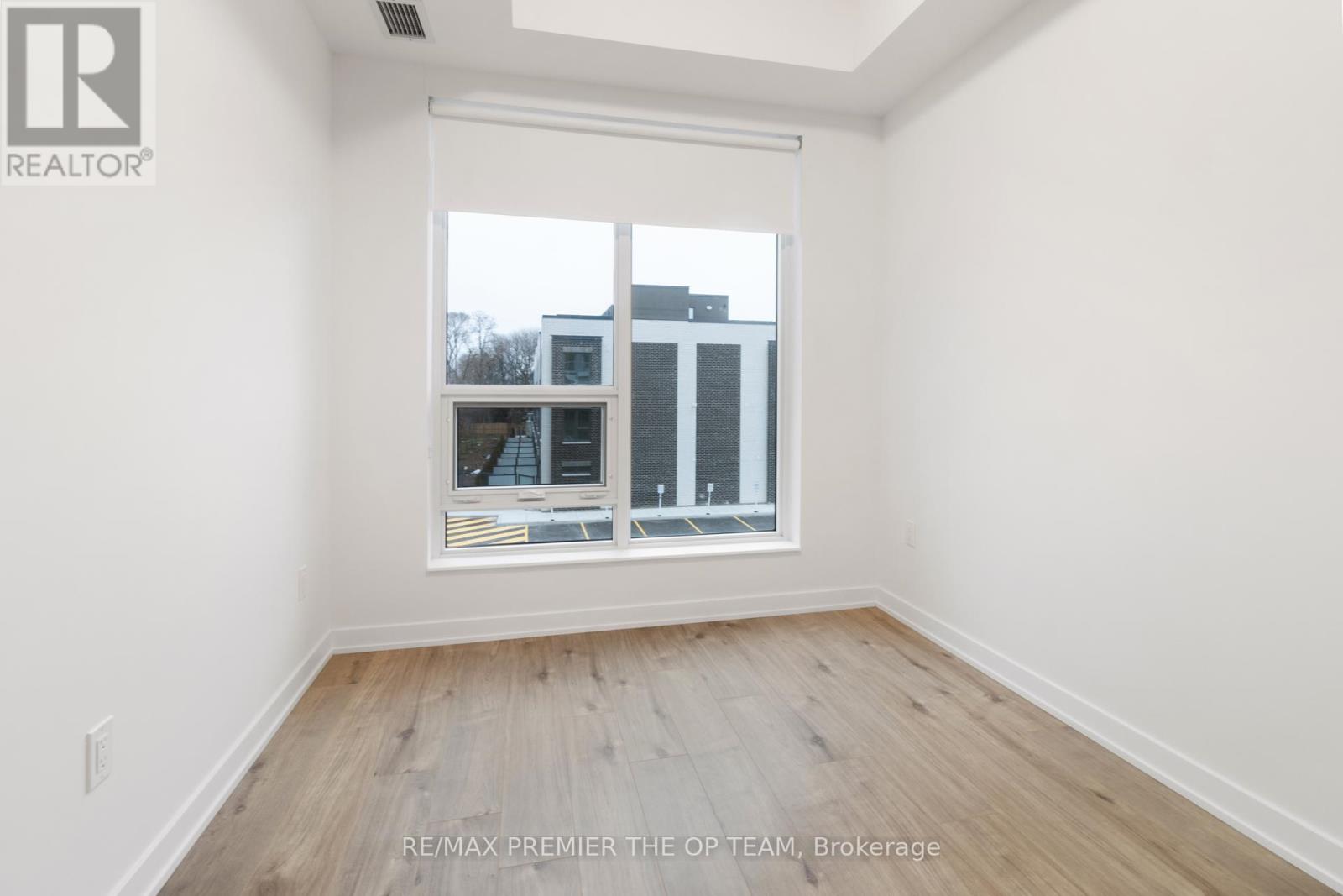 204 - 500 Plains Road E, Burlington, Ontario  L7T 0C8 - Photo 35 - W12697080