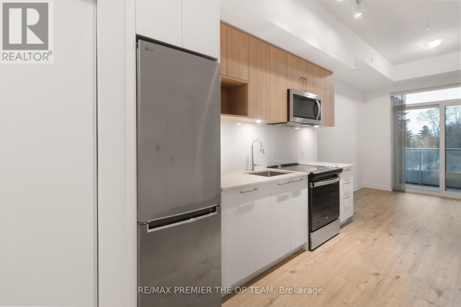 204 - 500 Plains Road E, Burlington, Ontario  L7T 0C8 - Photo 31 - W12697080