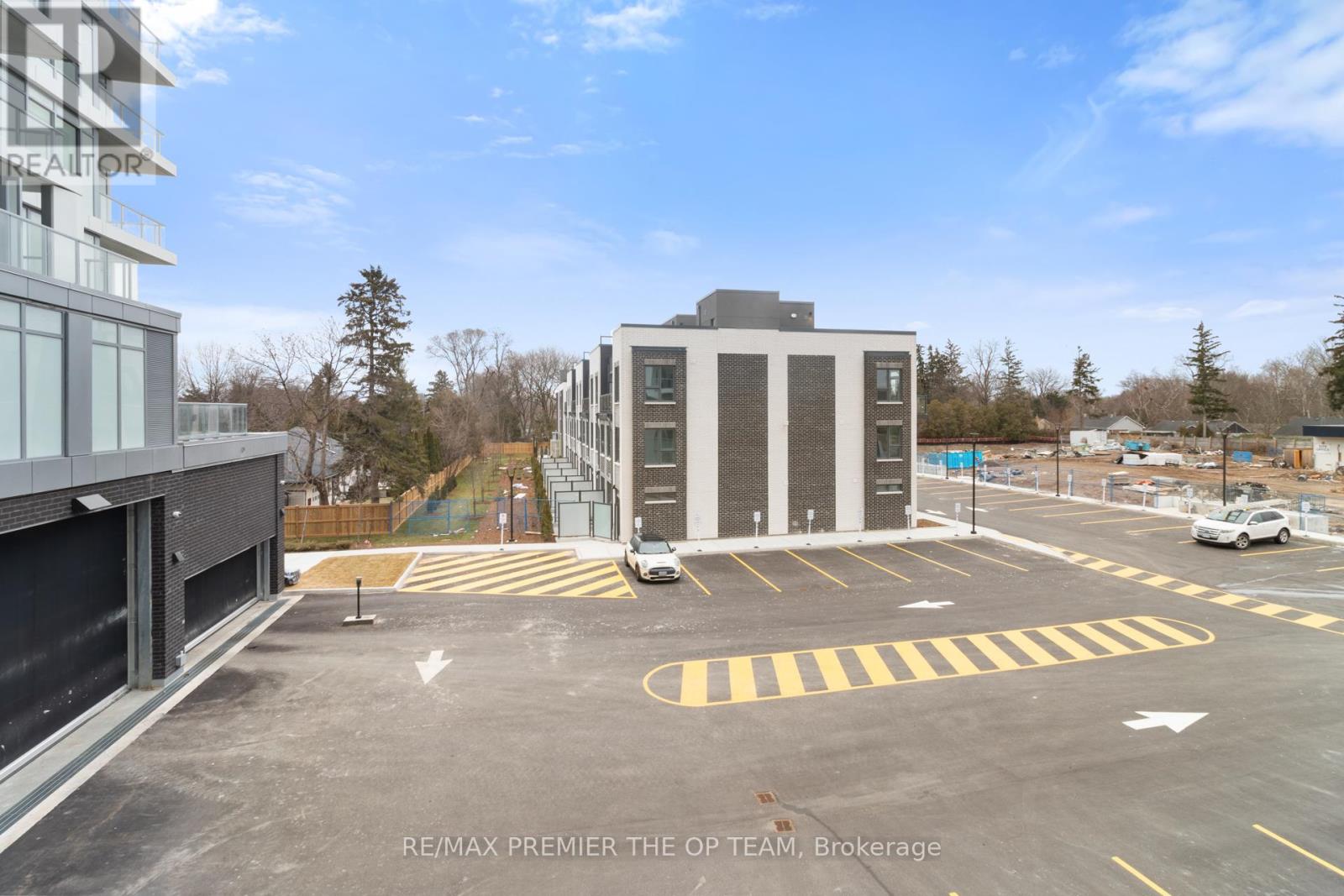 204 - 500 Plains Road E, Burlington, Ontario  L7T 0C8 - Photo 43 - W12697080