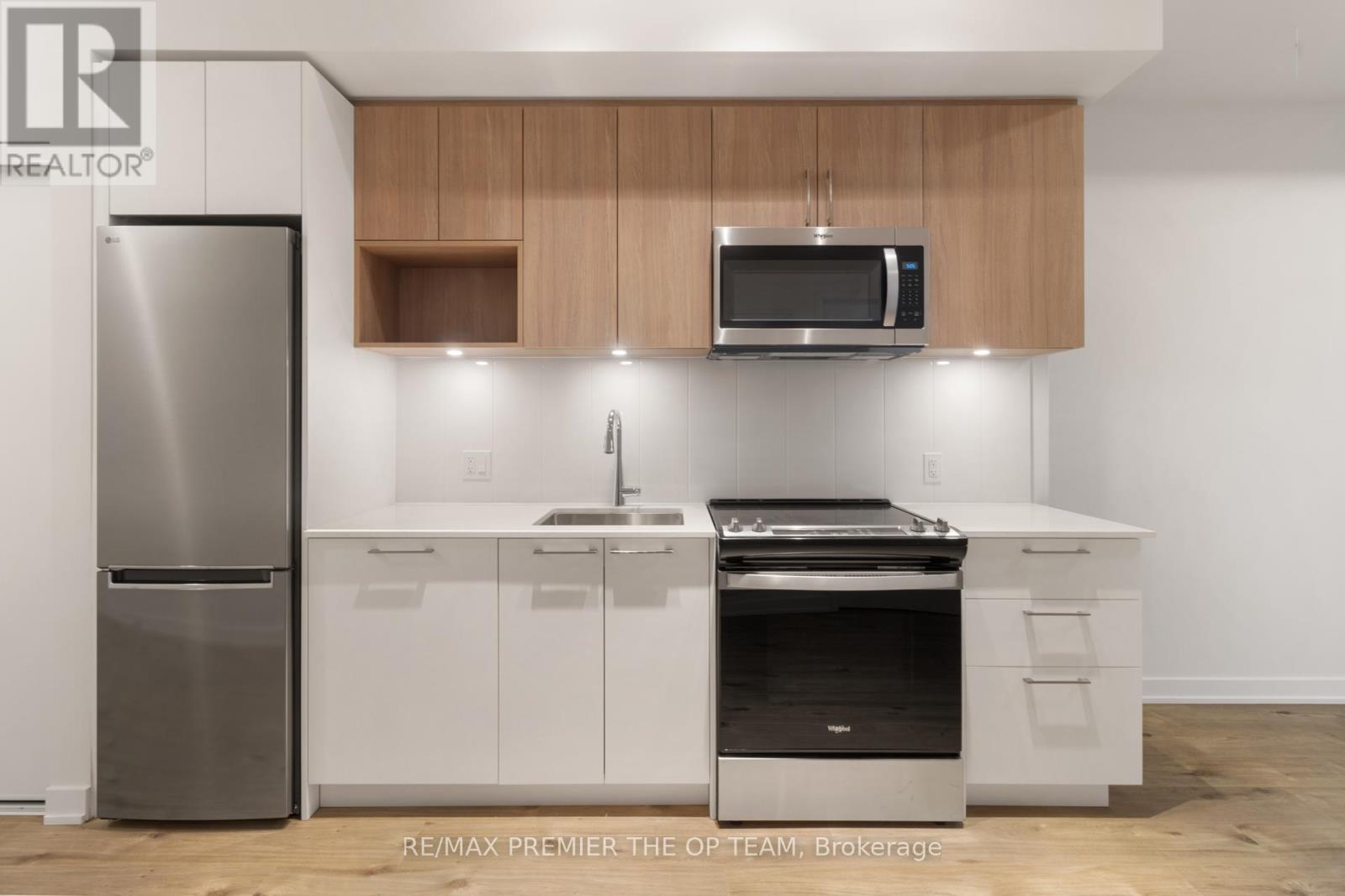 204 - 500 Plains Road E, Burlington, Ontario  L7T 0C8 - Photo 30 - W12697080