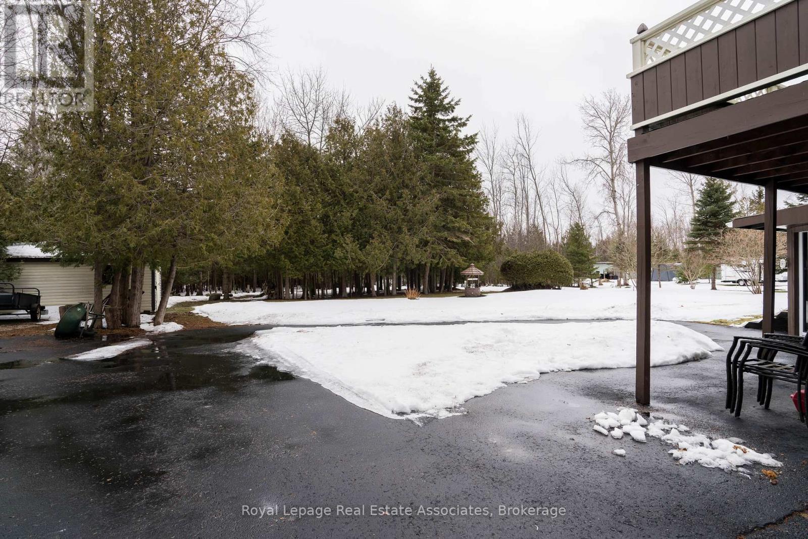 69 George Avenue, Wasaga Beach, Ontario  L9Z 2X9 - Photo 36 - S12703136