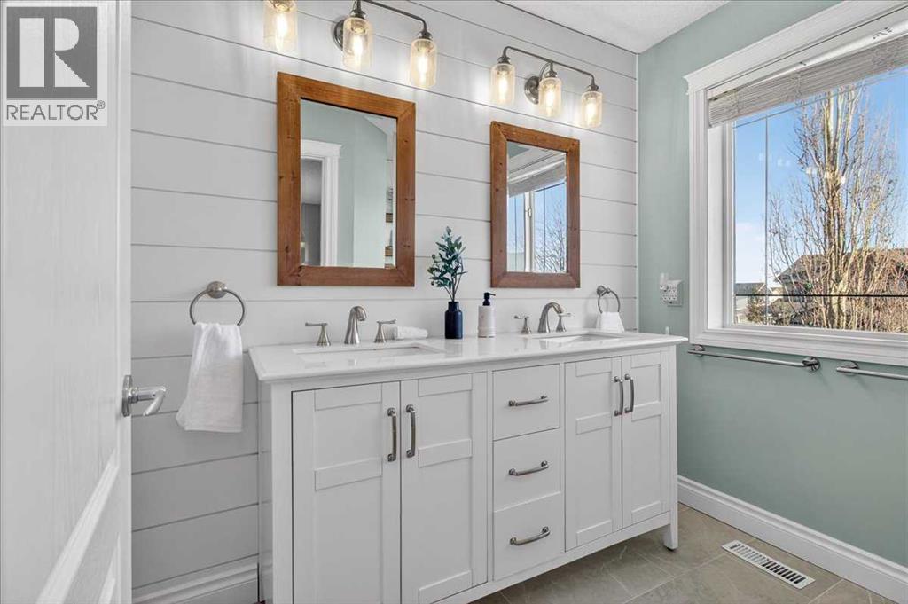 2260 Sagewood Heights Sw, Airdrie, Alberta  T4B 3N8 - Photo 22 - A2279669