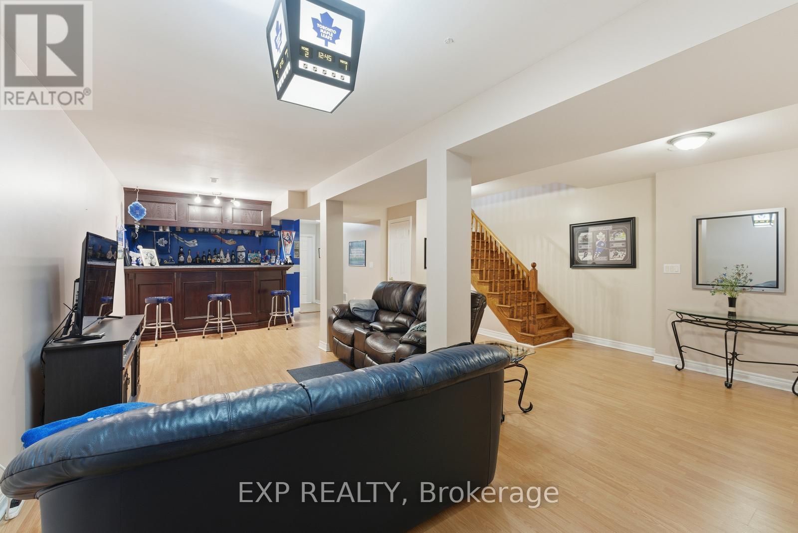 229 Dunraven Drive, Toronto, Ontario  M6M 1H8 - Photo 21 - W12703100