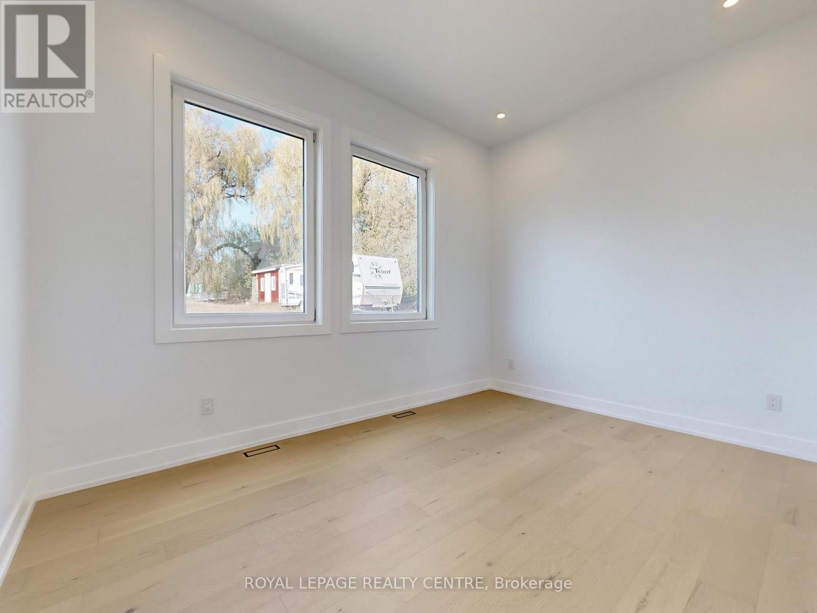 521 Old York Road, Burlington, Ontario  L7P 4Y6 - Photo 13 - W12703134