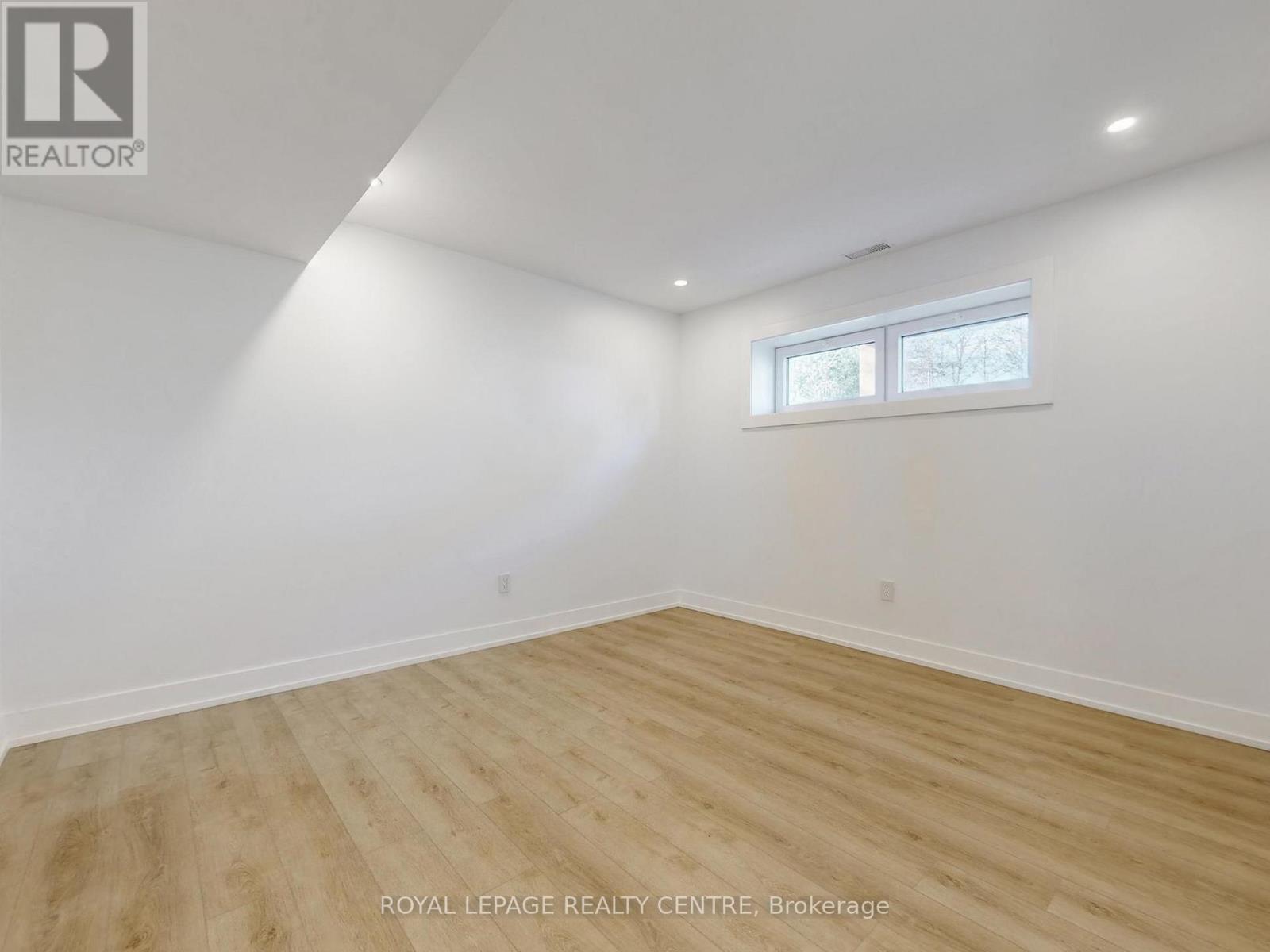 521 Old York Road, Burlington, Ontario  L7P 4Y6 - Photo 28 - W12703134