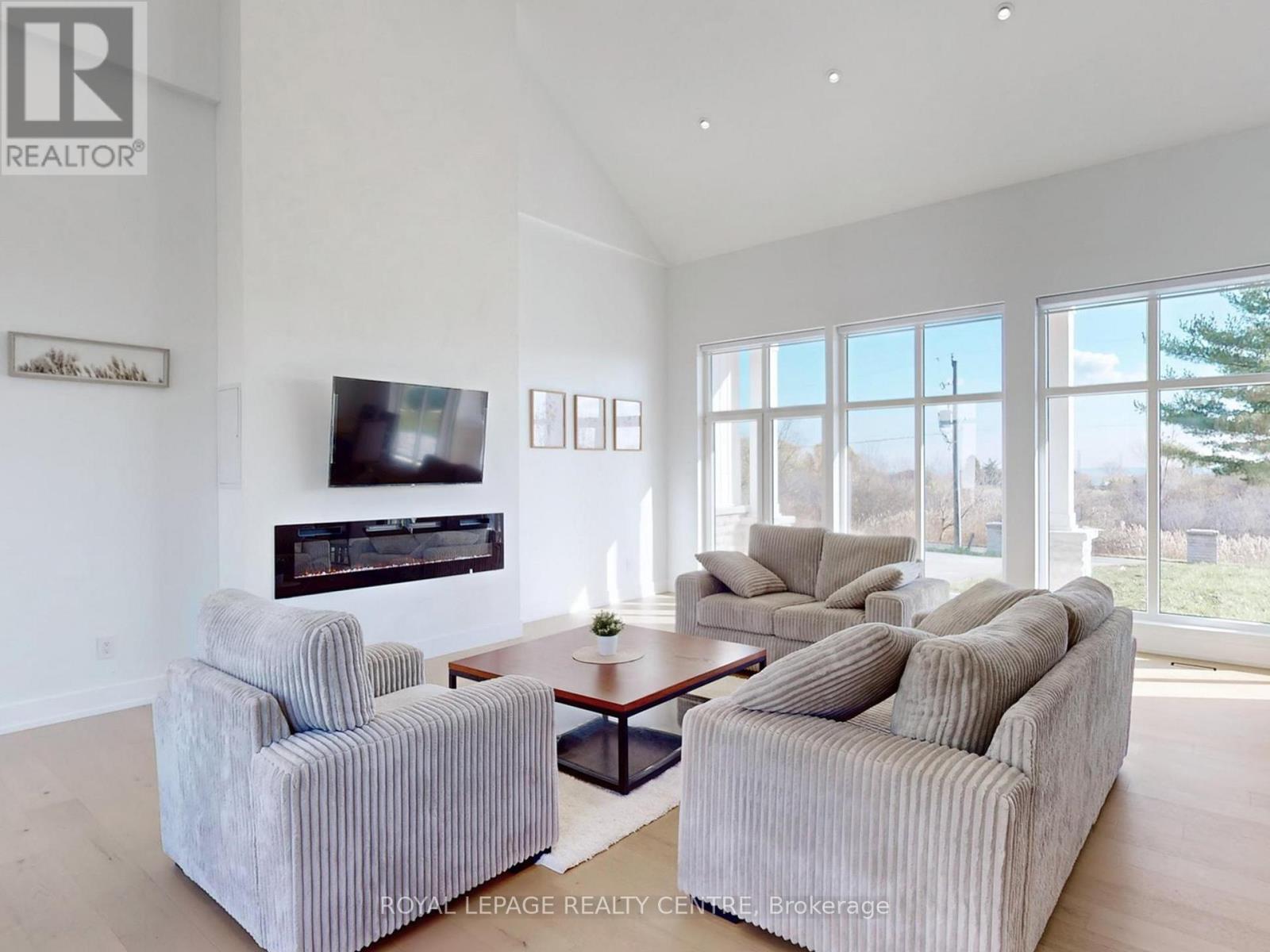 521 Old York Road, Burlington, Ontario  L7P 4Y6 - Photo 3 - W12703134