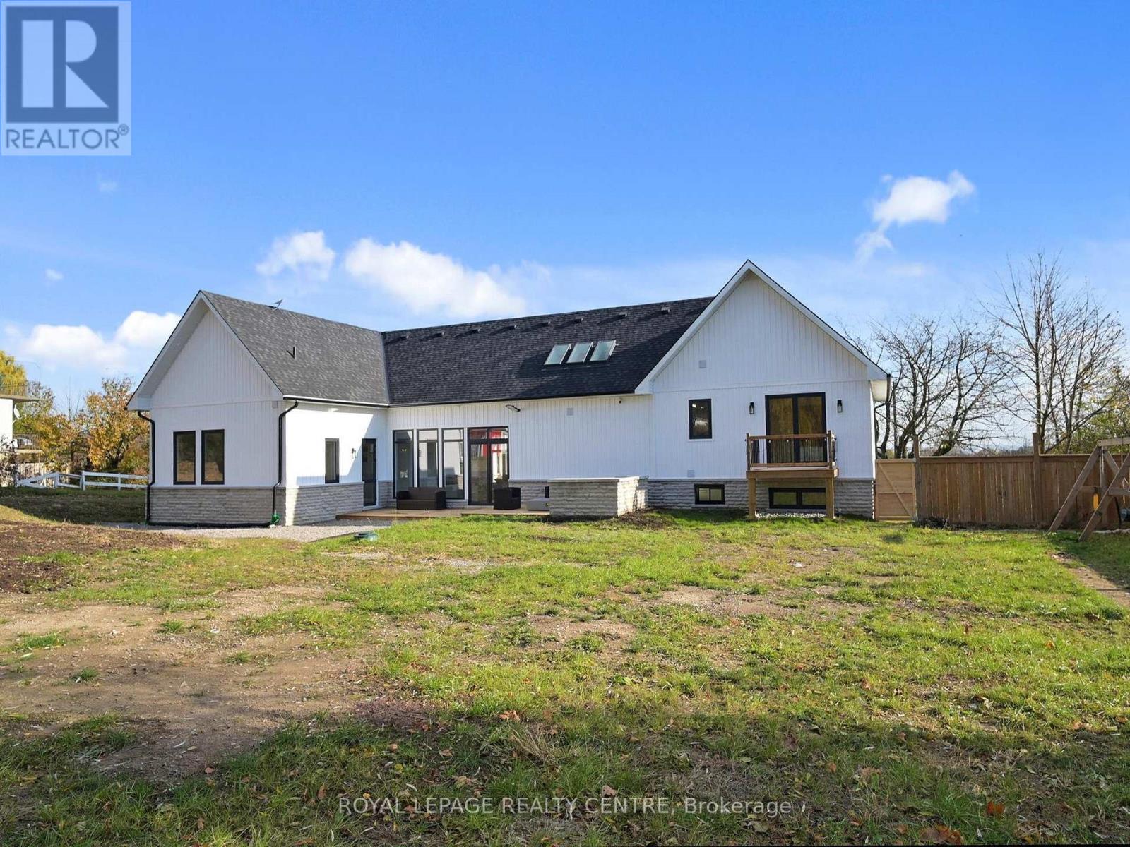 521 Old York Road, Burlington, Ontario  L7P 4Y6 - Photo 32 - W12703134