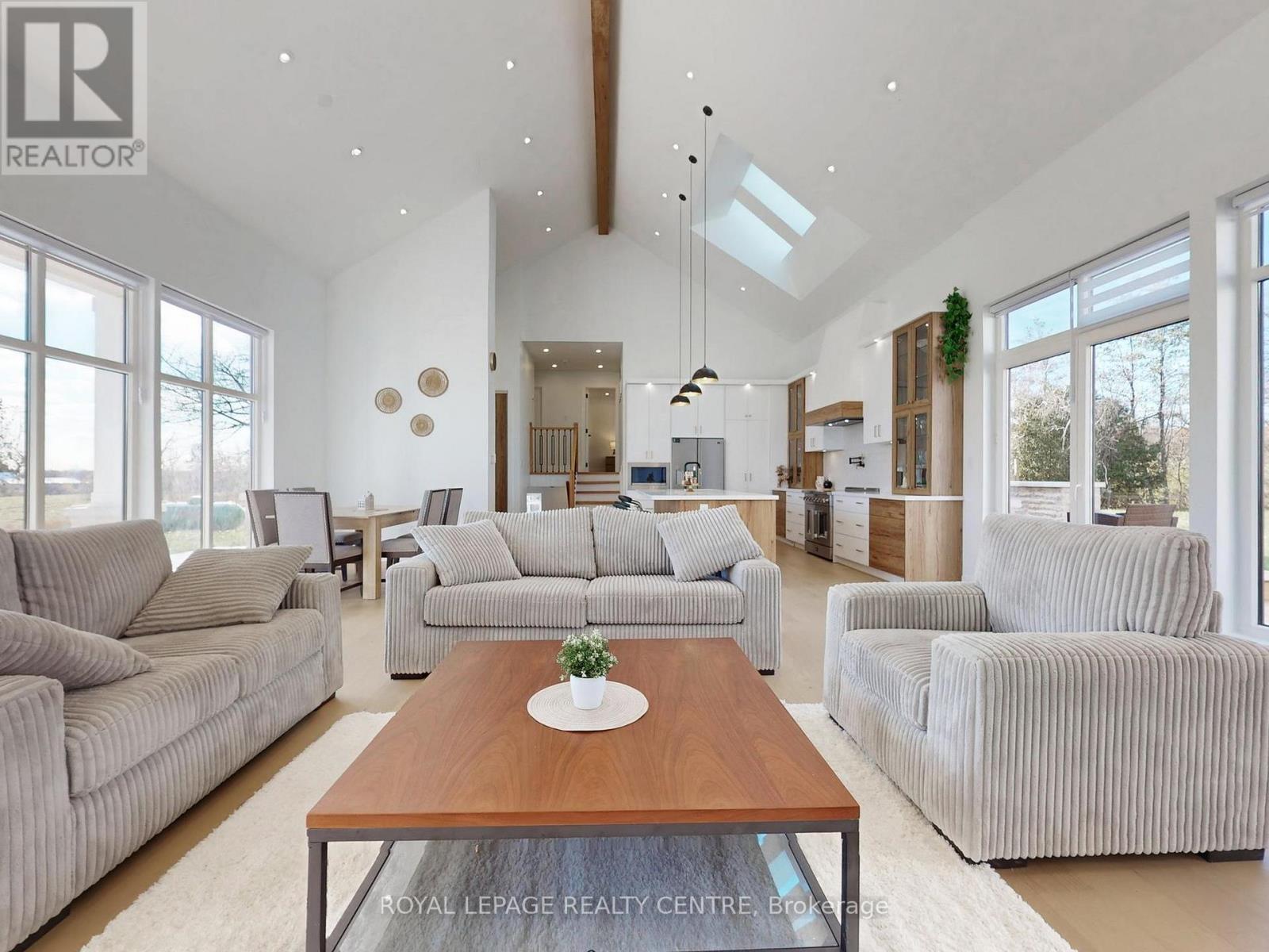 521 Old York Road, Burlington, Ontario  L7P 4Y6 - Photo 4 - W12703134