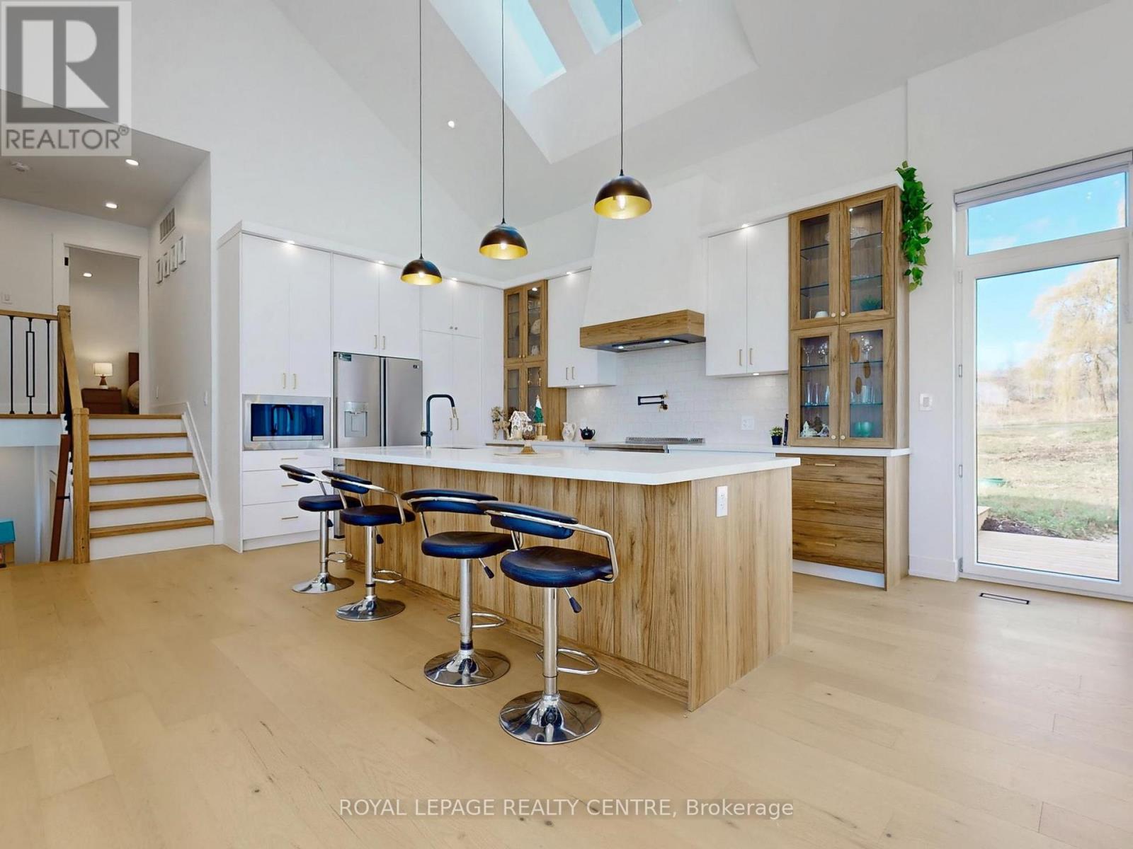 521 Old York Road, Burlington, Ontario  L7P 4Y6 - Photo 7 - W12703134