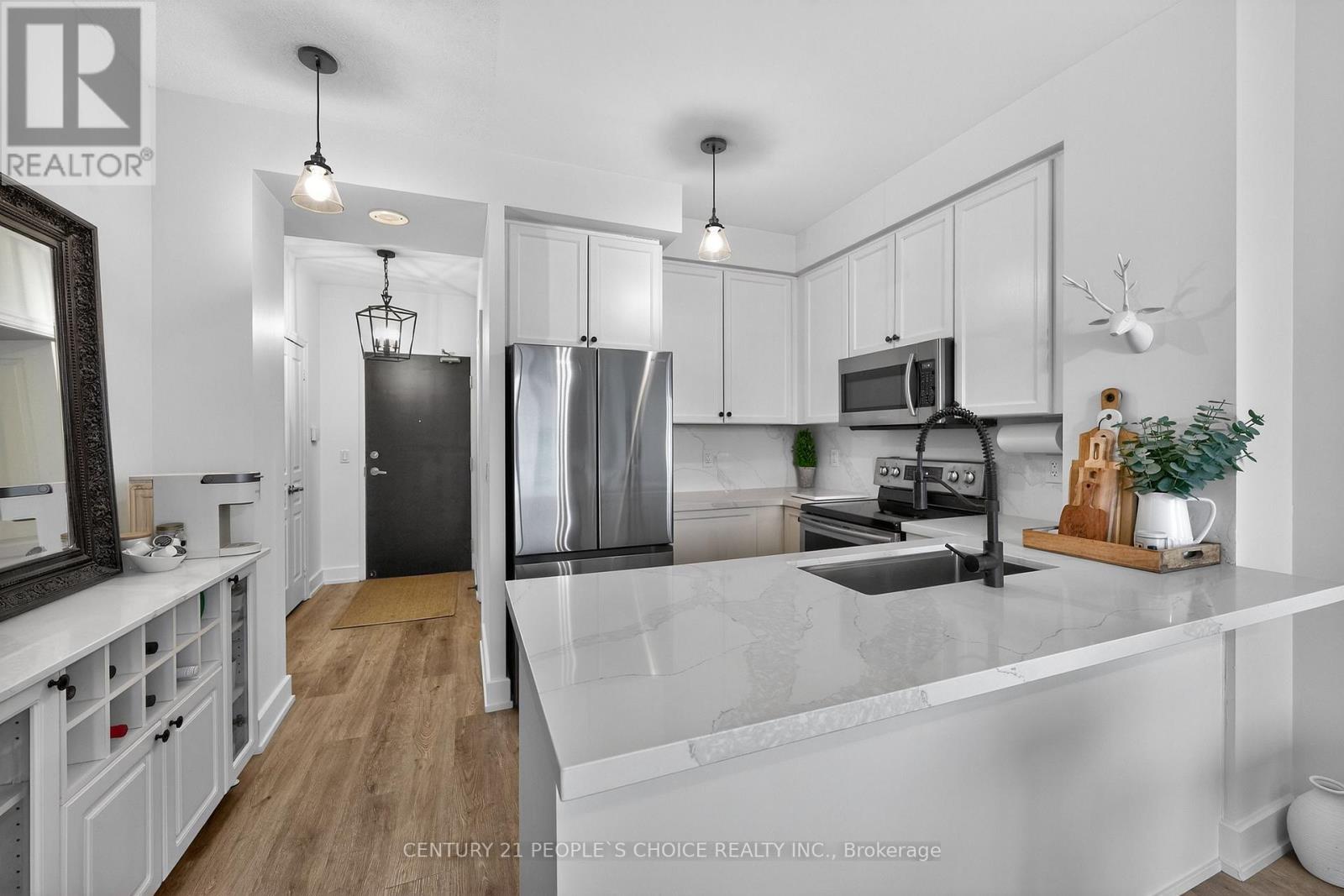 3008 - 3939 Duke Of York Boulevard, Mississauga, Ontario  L5B 4N2 - Photo 17 - W12703176