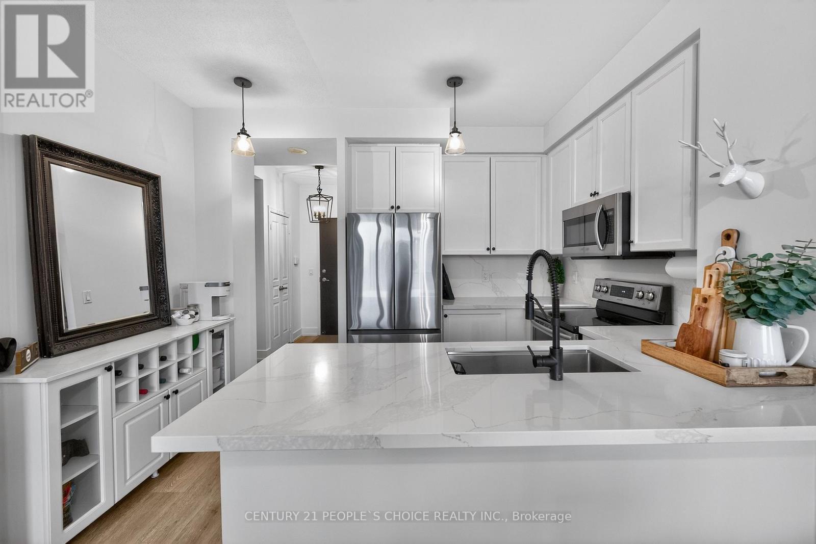 3008 - 3939 Duke Of York Boulevard, Mississauga, Ontario  L5B 4N2 - Photo 18 - W12703176