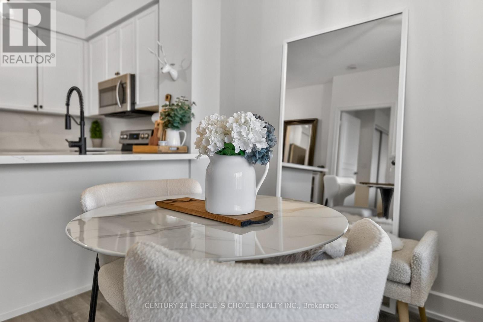 3008 - 3939 Duke Of York Boulevard, Mississauga, Ontario  L5B 4N2 - Photo 21 - W12703176