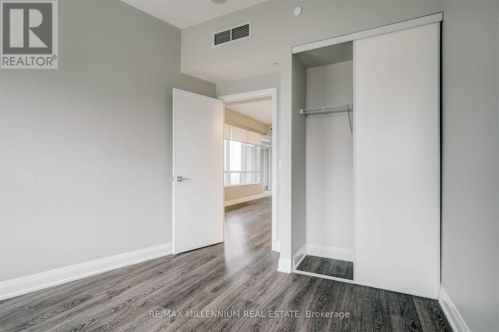 2110 - 36 Park Lawn Road, Toronto, Ontario  M8V 0E5 - Photo 14 - W12703202