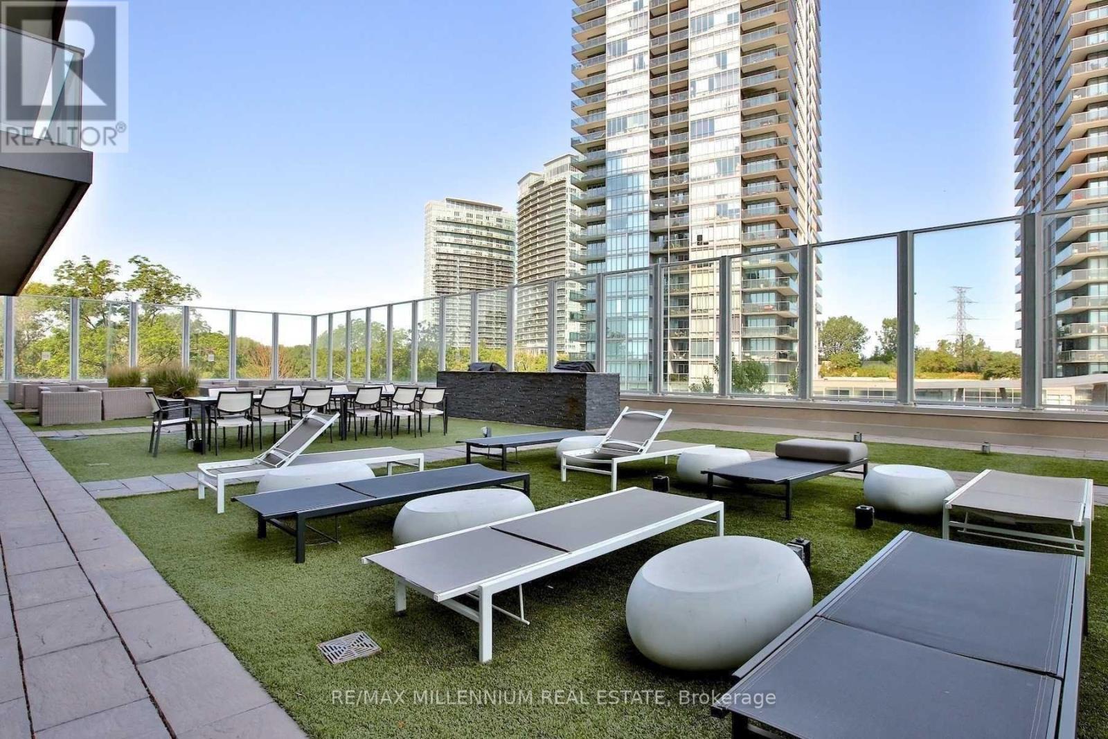 2110 - 36 Park Lawn Road, Toronto, Ontario  M8V 0E5 - Photo 4 - W12703202