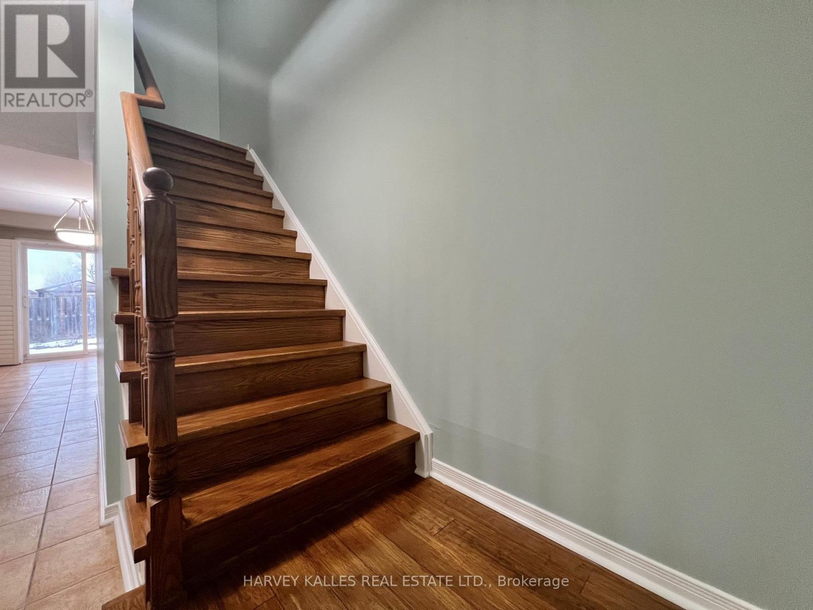 55 Native Landing, Brampton, Ontario  L6X 5A7 - Photo 10 - W12703206