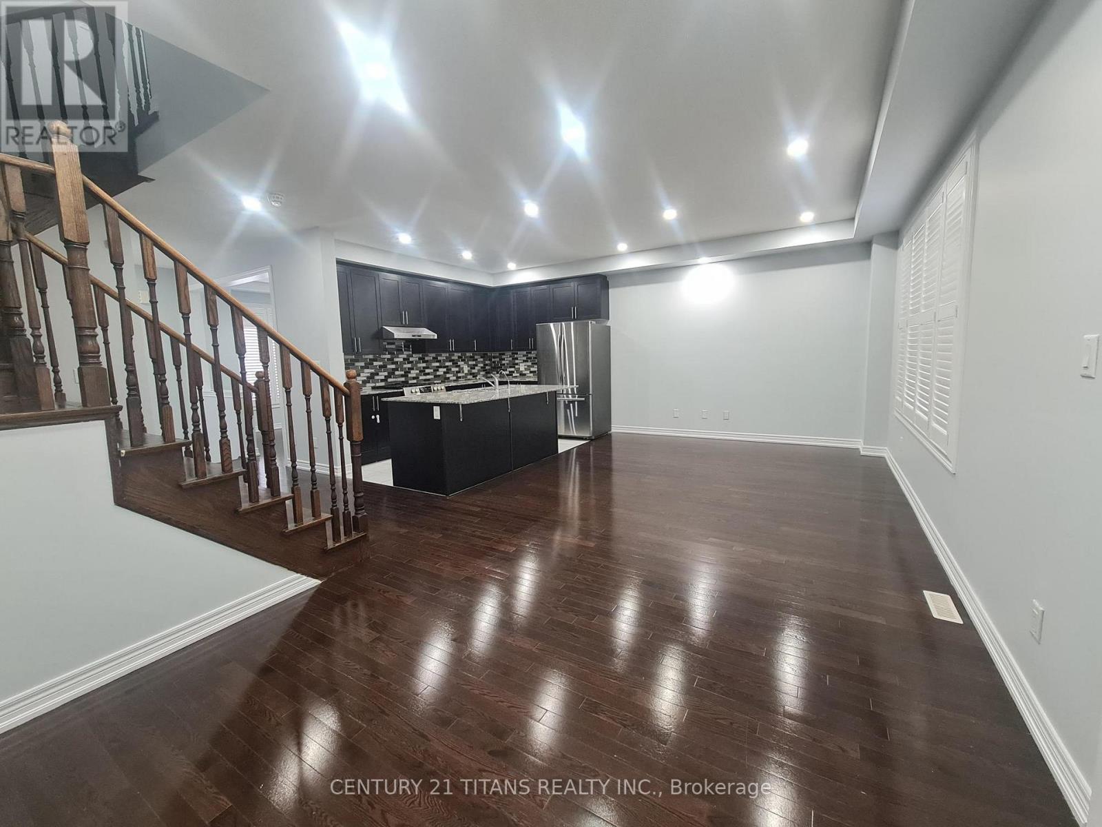 Main - 18 Primo Road, Brampton, Ontario  L7A 3Y1 - Photo 11 - W12703214